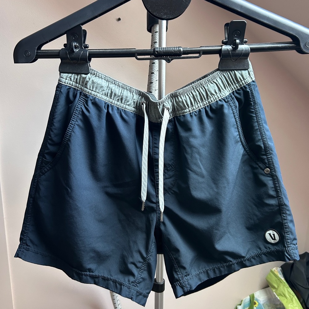 Vuori Kore 5” Navy Shorts with Gray Waistband - Picture 2 of 14